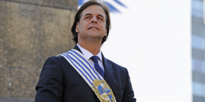 Gestin de Lacalle Pou alcanza aprobacin del 57 %, segn encuesta de Cifra