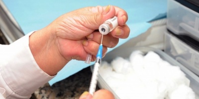 Reto de vacuna contra COVID-19 ser produccin masiva, alertan farmacuticas