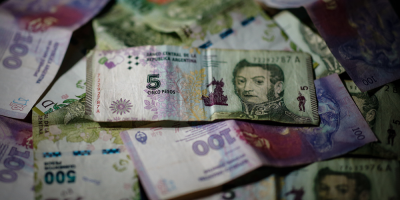Capturan al presunto "mayor falsificador de billetes de pl�stico del mundo"