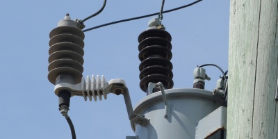 M�s de 21.000 clientes permanecen sin luz tras fuerte temporal
