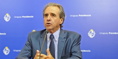 Monzeglio dice que una apertura como plantea L�pez Mena "es bastante dif�cil de imaginar"
