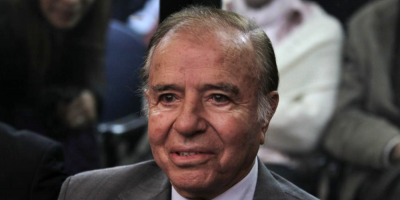 Carlos Menem cumple 90 a�os mientras se recupera en el hospital
