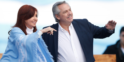 Presidente condena "insinuaciones" ante muerte de colaborador de los Kirchner