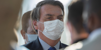 El presidente Jair Bolsonaro dio positivo en el test de coronavirus COVID-19