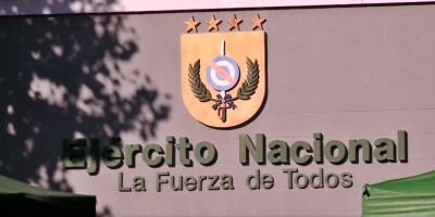 El Ej�rcito reforz� la seguridad en el Batall�n de Infanter�a 14 de Toledo tras recibir el alerta por un ataque