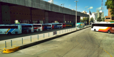 Trabajadores del transporte interdepartamental realizan paro por asamblea