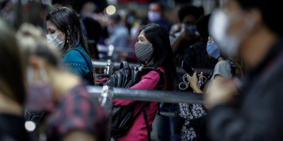 Brasil bordea 2 millones de casos de coronavirus y supera las 75.000 muertes