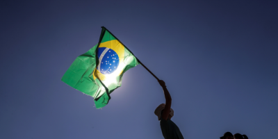 Brasil llega a 77.851 muertos y 2,04 millones de infectados por coronavirus