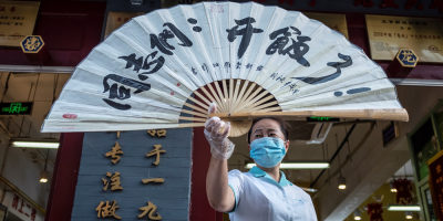 Ciudad china cierra mercados de marisco tras al menos 3 casos de coronavirus