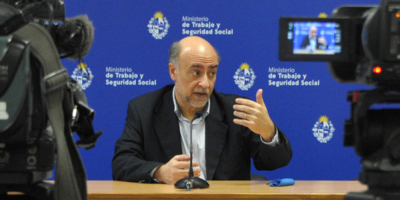 El ministro Mieres estim� que las cifras de desempleo podr�an aumentar entre el 14 y 15 %