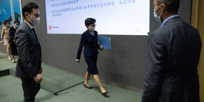 Gobierno de Hong Kong aplaza un a�o los comicios legislativos de setiembre