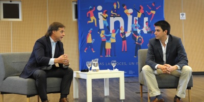 Presidente Lacalle Pou destac� el rol de los j�venes en el dise�o de las pol�ticas p�blicas