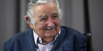 Mujica sostuvo que "si tuviera 40 a�os menos" se har�a ciudadano argentino