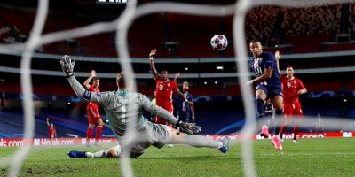 Bayern y PSG dominan el once de la temporada de la UEFA