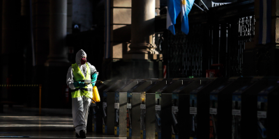 Argentina supera las 7.000 muertes por coronavirus