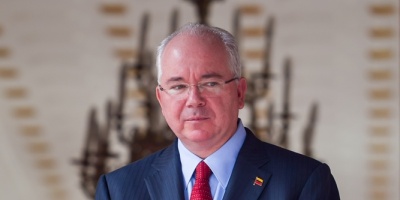 Exministro de Maduro considera que el presidente llev� a Venezuela a la ruina