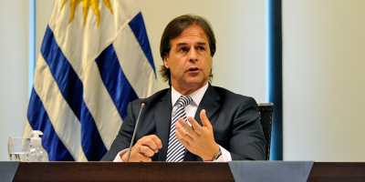 Lacalle Pou mantendr� hoy una conversaci�n con la canciller alemana Angela Merkel