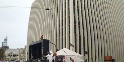 Sindicato de UTE protesta frente al Palacio de la Luz en contra del recorte presupuestal