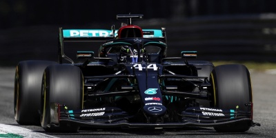 Hamilton firm� la 'pole' y Sainz saldr� tercero en Monza