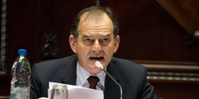 Manini pide que se investigue de inmediato y a fondo las actas del 2006