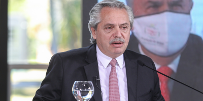 Fern�ndez sostiene que protesta policial "no se puede prolongar en el tiempo"