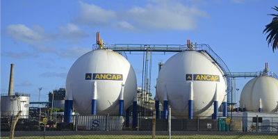 Aislaron a 17 personas tras caso de COVID-19 en refiner�a de La Teja