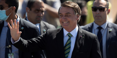 Bolsonaro suspende hasta 2022 el debate sobre ampliaci�n de planes sociales