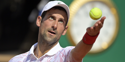 Djokovic debuta con c�modo triunfo en Roma tras descalificaci�n en EEUU