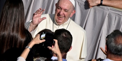 El papa pide que la vacuna contra el coronavirus sea universal