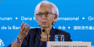 Lagarde dice que econom�a eurozona necesita a�n apoyos monetarios y fiscales