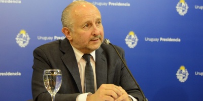 Da Silveira: El Ministerio de Educaci�n y Cultura est� "reformulando" los Centros MEC