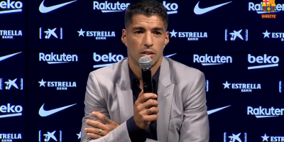 Luis Su�rez emocionado: "Se va un ser humano que tiene sentimientos"