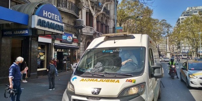 Un ni�o cay� desde un tercer piso al patio interno del ex Hotel Aramaya, en pleno centro de Montevideo