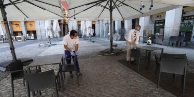 Europeos debaten nuevas restricciones y temen la saturaci�n de hospitales