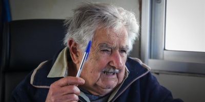 Mujica llam� a los j�venes a luchar por su "libertad interior"