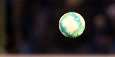 Defensor derrota a Pe�arol 