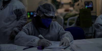 Brasil pasa de las 160.000 muertes por el coronavirus
