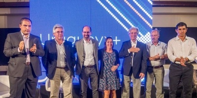Vzquez destac la "revolucin productiva" hecha y pidi aprovechar la oportunidad comercial 