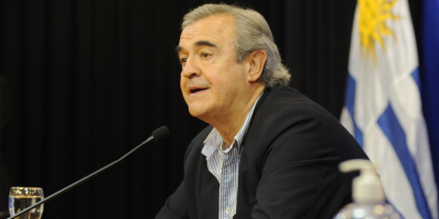 Bancada de Senadores del FA analizar� interpelaci�n a Larra�aga en el Parlamento