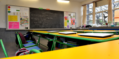Las escuelas podr�n acortar las distancias entre alumnos en las aulas