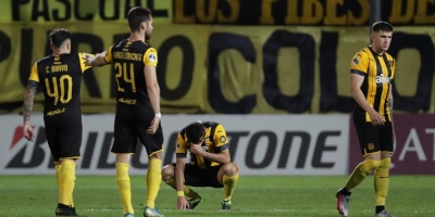 Pe�arol eliminado de la Copa Sudamericana