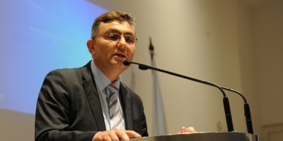 El Frente Amplio acusa a Isaac Alfie de haber mentido sobre su papel en el juicio de Aratir�