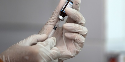 Pfizer y BioNTech anuncian una eficacia del 90 % en su vacuna contra la covid
