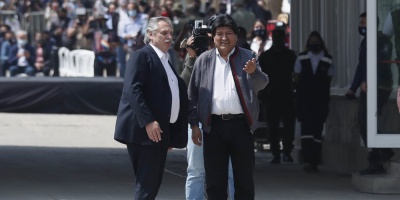 Evo Morales cruza la frontera de Bolivia tras casi un a�o en Argentina