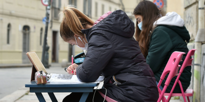 Los estudiantes se rebelan contra los cierres de los colegios en Italia