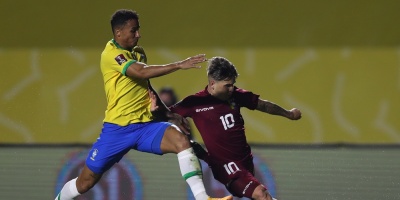Firmino desatasca a una Brasil gris sin Neymar