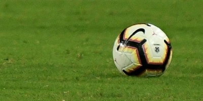 Universidad Cat�lica mantiene la cima del torneo chileno pese a derrota