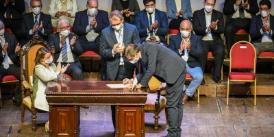 Guillermo L�pez asumi� como intendente de Florida
