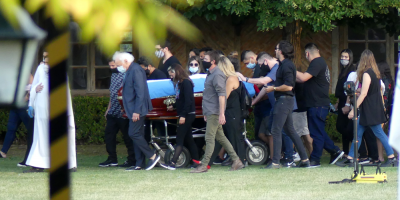 Maradona ya descansa en paz tras una multitudinaria despedida en Argentina