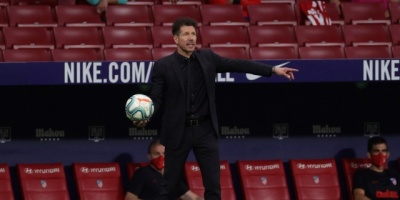Simeone: "Maradona sab�a la formaci�n de cualquier equipo, era brillante"